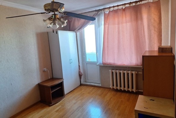 
   Продам 1-комнатную, 30 м², Комарова б-р, 40/2

. Фото 8.