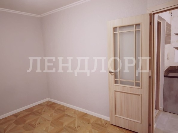 
   Продам 2-комнатную, 32 м², Беломорский пер, 60А

. Фото 4.