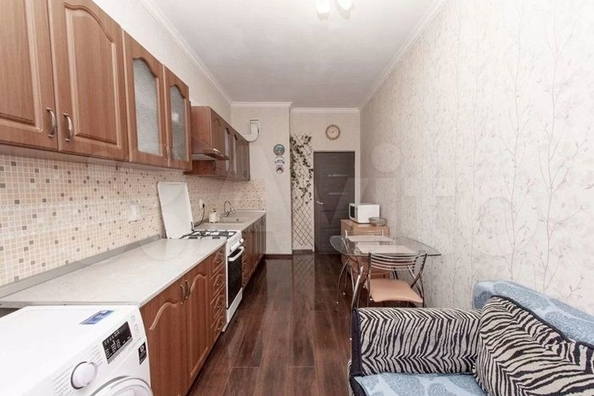 
   Продам 1-комнатную, 42 м², Комарова ул, 101/26

. Фото 4.