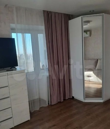 
   Продам 1-комнатную, 42 м², Речная 2-я ул, 101/88

. Фото 2.