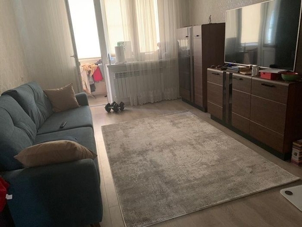 
   Продам 2-комнатную, 53 м², Индустриальная ул

. Фото 9.