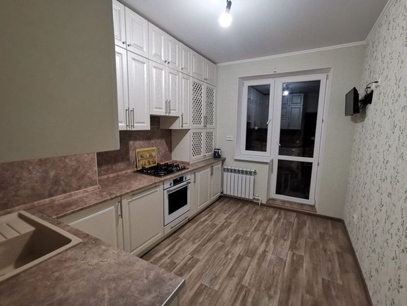 
   Продам 2-комнатную, 53 м², Ушинского ул

. Фото 10.