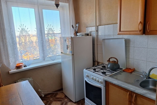 
   Продам 1-комнатную, 30 м², Комарова б-р, 40/2

. Фото 6.