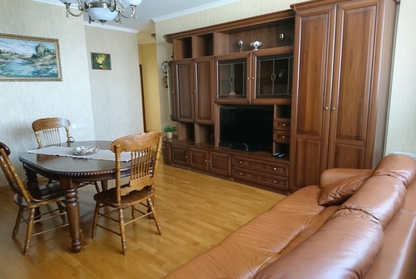 
   Продам 3-комнатную, 83.7 м², Города Волос ул, 119

. Фото 7.