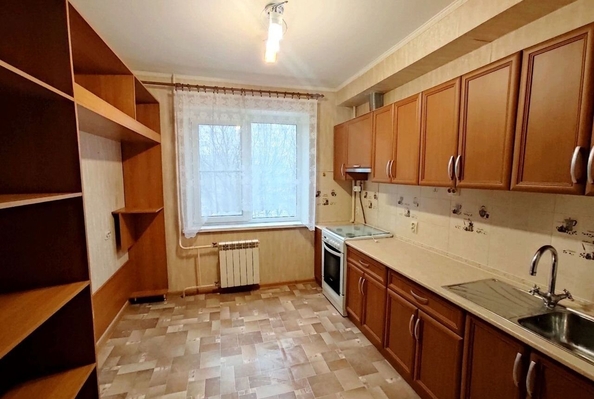 
   Продам 3-комнатную, 63 м², Вятская ул, 112

. Фото 3.