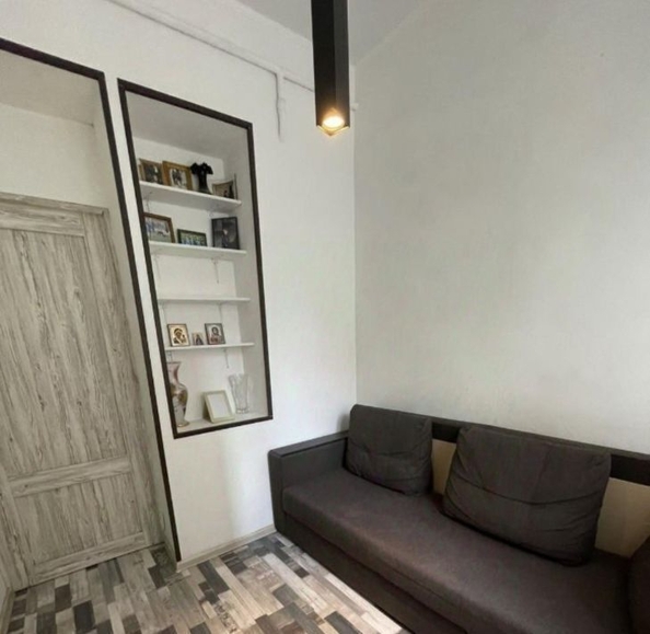 
   Продам 3-комнатную, 41 м², Мечникова ул, 120А

. Фото 2.