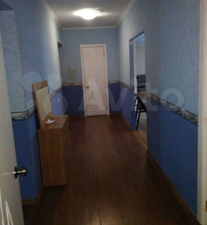 
   Продам 4-комнатную, 92 м², Северный массив мкр, 3

. Фото 3.