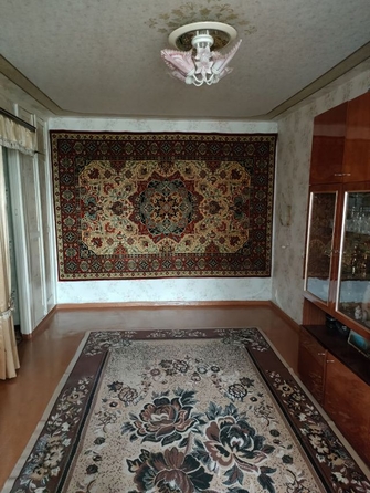 
   Продам 2-комнатную, 42 м², 

. Фото 2.