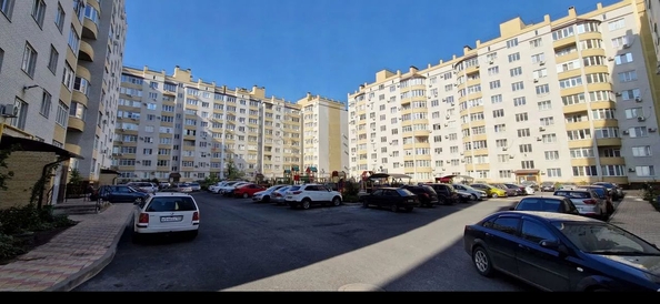 
   Продам 2-комнатную, 74 м², Чехова ул, 375

. Фото 10.