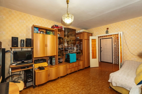 
   Продам 1-комнатную, 36 м², Профинтерна ул, 12/3

. Фото 4.