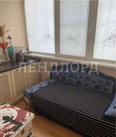 
   Продам 3-комнатную, 84 м², 

. Фото 1.