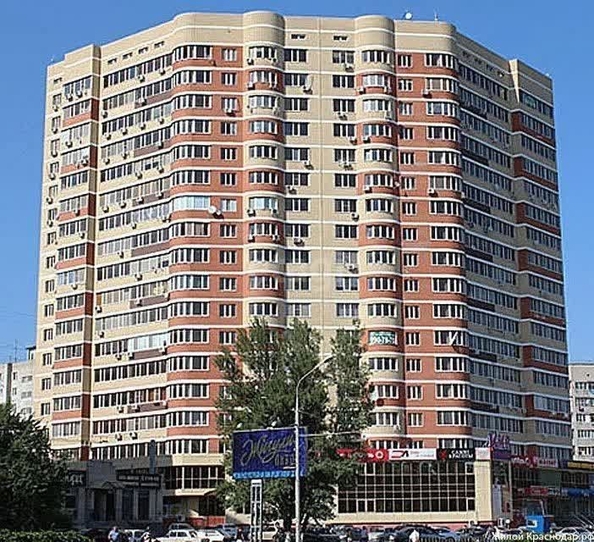 
   Продам 2-комнатную, 75 м², 40-летия Победы пр-кт, 85

. Фото 4.