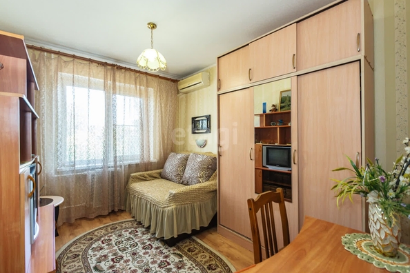 
   Продам 3-комнатную, 64.2 м², Врубовая ул, 4/1

. Фото 1.