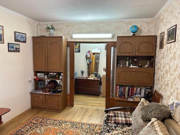 
   Продам 2-комнатную, 52.1 м², Комарова б-р, 9

. Фото 5.