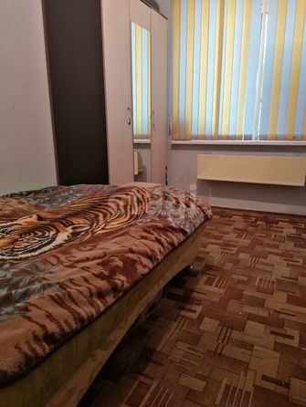 
   Продам 3-комнатную, 65 м², Лелюшенко ул, 3/2

. Фото 5.