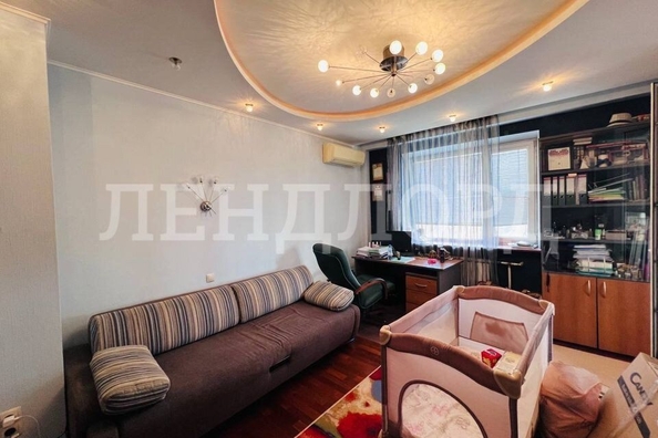 
   Продам 4-комнатную, 110 м², Еременко ул, 56/7

. Фото 1.