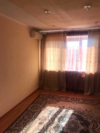 
   Продам 1-комнатную, 40 м², Миронова ул, 8А

. Фото 9.