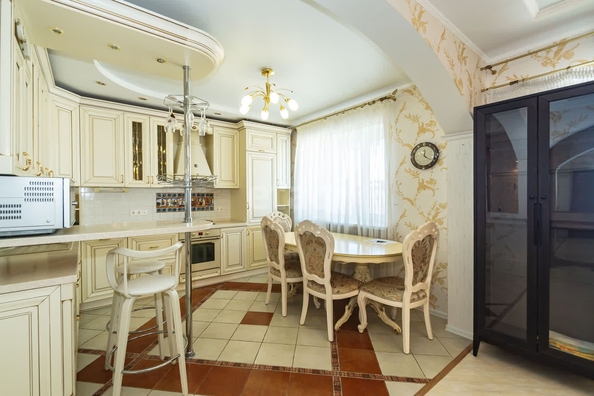 
   Продам 2-комнатную, 80.4 м², Извилистая ул, 9

. Фото 7.