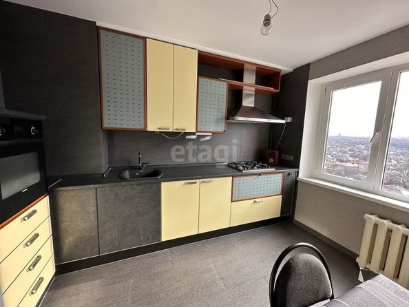 
   Продам 2-комнатную, 60 м², Курганная ул, 137/34

. Фото 6.