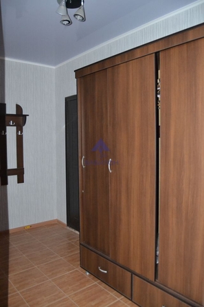 
   Продам 1-комнатную, 38 м², Гагарина пл, 17Б

. Фото 1.