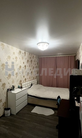 
   Продам 2-комнатную, 54.3 м², Победы ул, 105

. Фото 6.