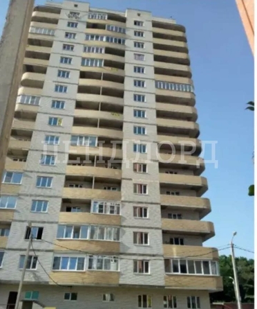 
   Продам 1-комнатную, 42 м², Днепровский пер, 124М

. Фото 2.