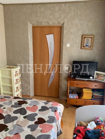 
   Продам 3-комнатную, 56.5 м², Комарова б-р, 8

. Фото 5.