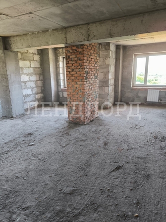 
   Продам 3-комнатную, 79 м², Комарова б-р, 16/5

. Фото 3.