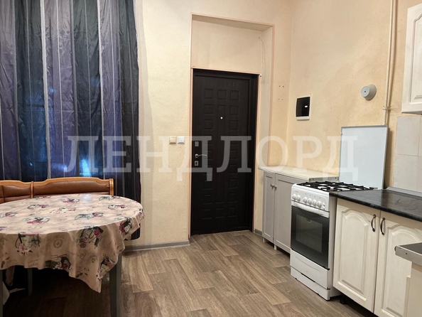 
   Продам 2-комнатную, 49.6 м², 

. Фото 2.