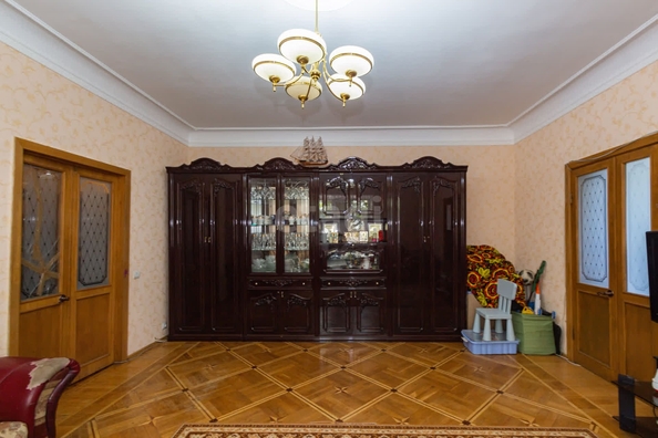 
   Продам 3-комнатную, 58 м², Российская ул, 23А

. Фото 4.