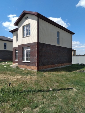 
   Продам дом, 140 м², Аксай

. Фото 3.