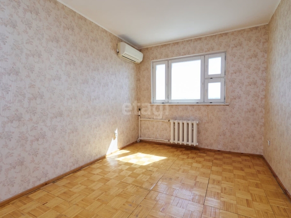 
   Продам 3-комнатную, 73.4 м², Кривоноса ул, 3

. Фото 9.