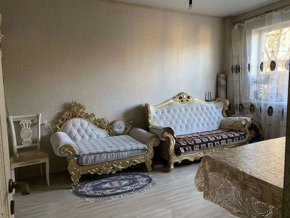 
   Продам 2-комнатную, 43 м², Кочубея ул, 2

. Фото 3.