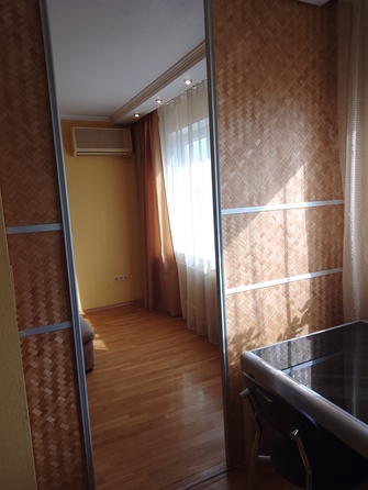 
   Продам 4-комнатную, 100 м², Малиновского ул, д 76

. Фото 14.