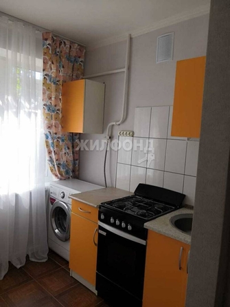 
   Продам 1-комнатную, 24 м², Миронова ул, 7

. Фото 2.