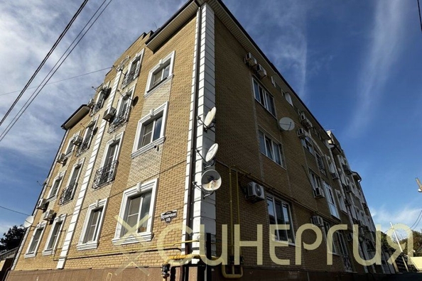 
   Продам 4-комнатную, 140 м², Кузнечная ул, 129

. Фото 1.
