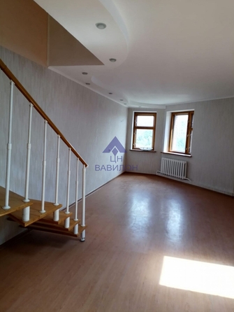 
   Продам 3-комнатную, 120 м², Гагарина пл, 7И

. Фото 1.