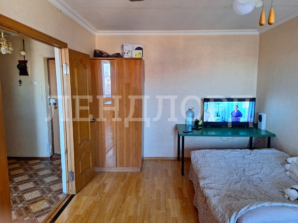 
   Продам 1-комнатную, 30 м², Комарова б-р, 40/2

. Фото 5.