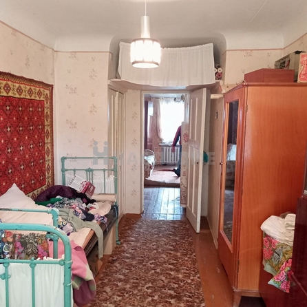 
   Продам 2-комнатную, 46 м², 

. Фото 4.