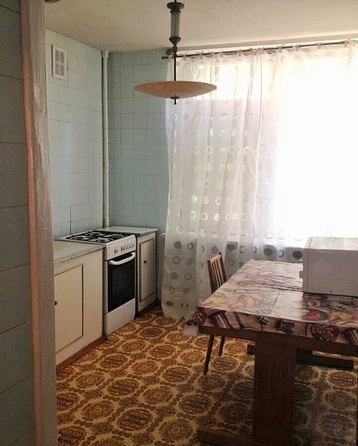 
   Продам 4-комнатную, 90 м², Ворошиловский пр-кт, 36-38

. Фото 5.