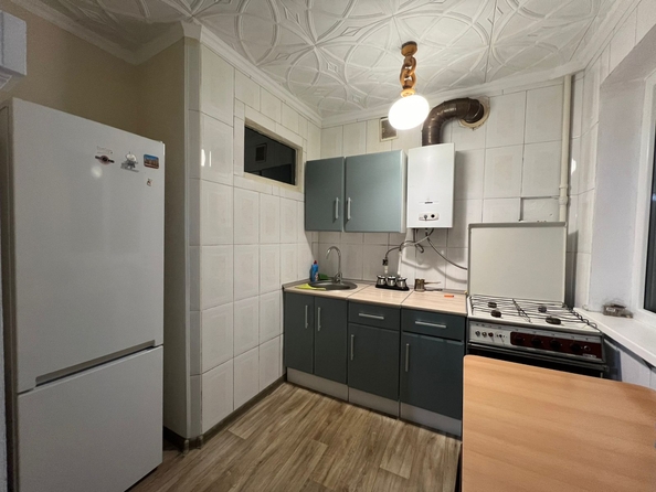 
   Продам 3-комнатную, 60 м², 40-летия Победы пр-кт, 63 к8

. Фото 4.