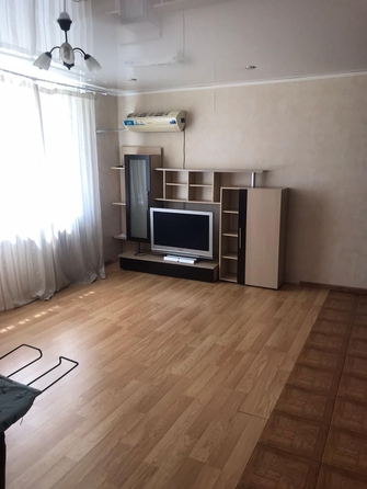 
   Продам студию, 39.6 м², Ленина пр-кт, 245 ст4

. Фото 2.