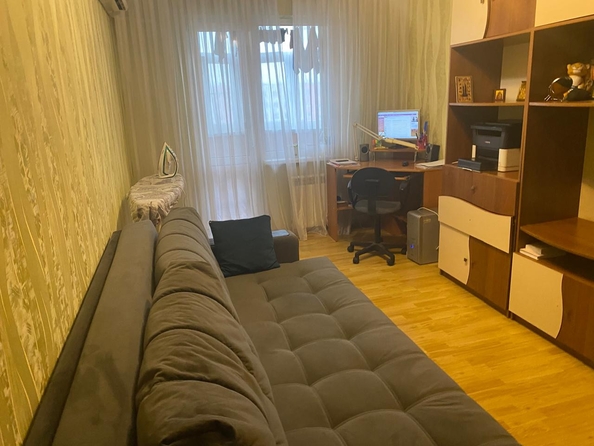 
   Продам 2-комнатную, 54 м², Еременко ул, 48

. Фото 2.