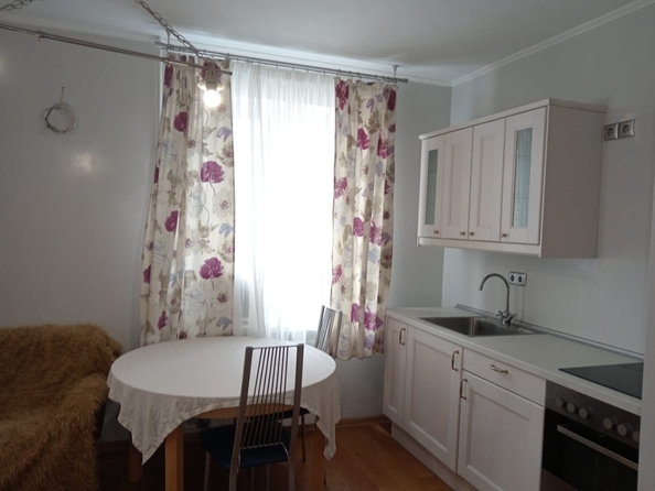 
   Продам 2-комнатную, 56 м², Вересаева ул, 103/2

. Фото 3.