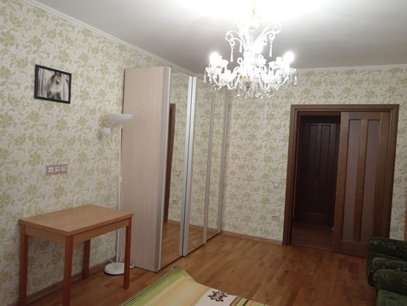 
   Продам 2-комнатную, 56 м², Вересаева ул, 103/2

. Фото 12.