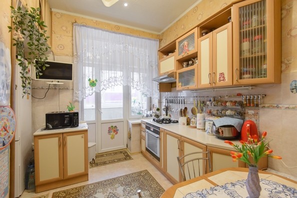 
   Продам 3-комнатную, 70 м², Седова ул, 14/1

. Фото 1.