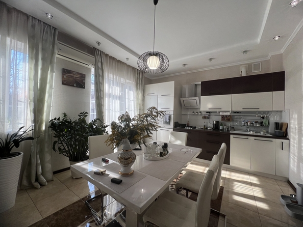 
   Продам дом, 150 м², Ростов-на-Дону

. Фото 4.