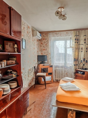 
   Продам 3-комнатную, 56.7 м², 20-летия Октября пр-кт, 77 к 1

. Фото 5.