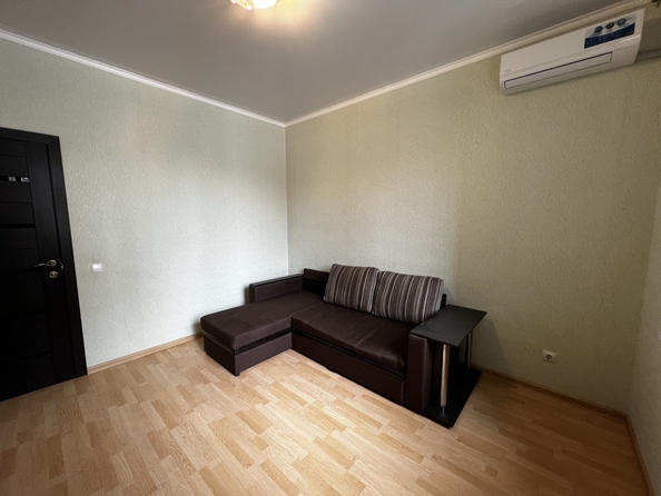 
   Продам 2-комнатную, 50 м², Вересаева ул, 107а

. Фото 5.