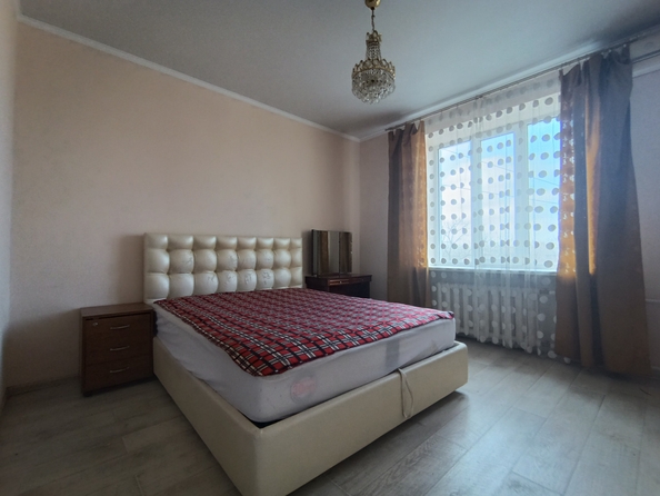 
   Продам 3-комнатную, 77.1 м², Михаила Нагибина пр-кт, 27

. Фото 5.